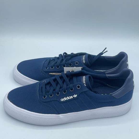 Adidas Shoes 3MC - Picture 2 of 7